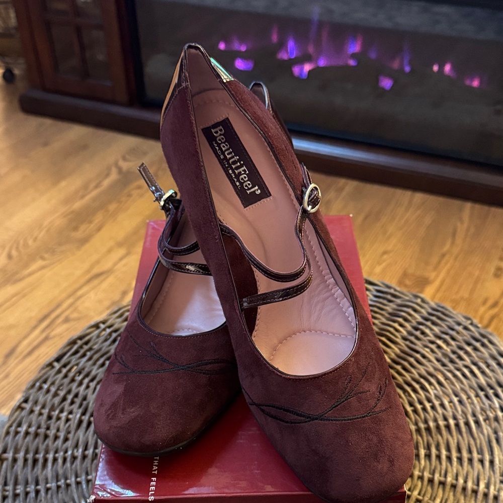BeautiFeel Women's Deep Burgundy Hepburn Heels